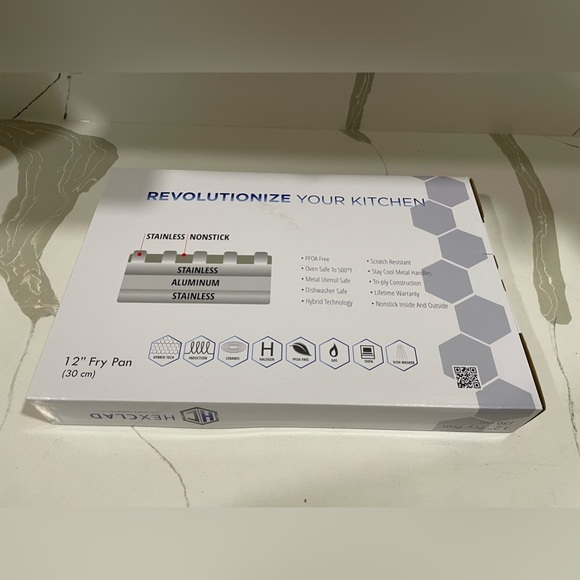 New/HEXCLAD  Hybrid Fry Pan, 12" Cookware (Gordon Ramsay) - Picture 4 of 5